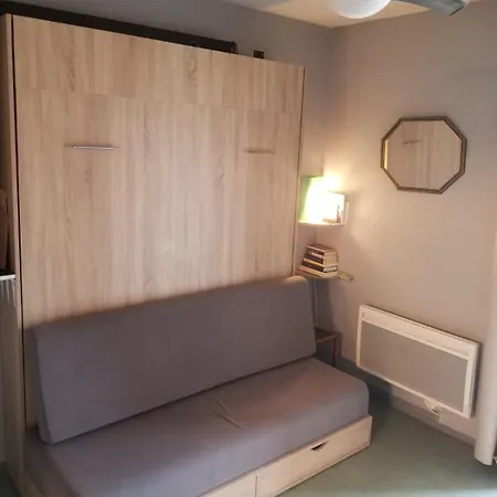 Curistes Apartmán *